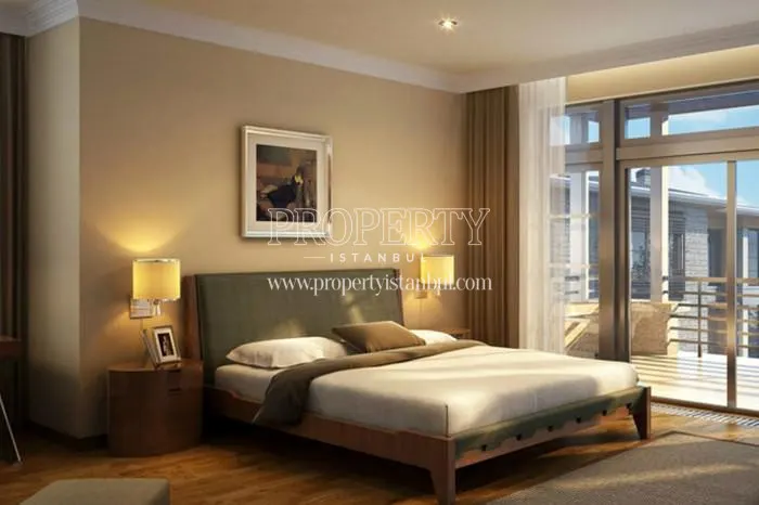 One of the master bedrooms in Ormanada