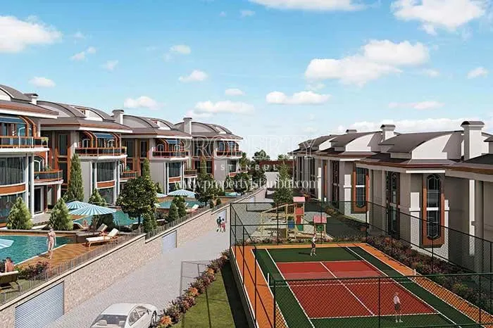 Tennis court in the Own Garden Yakacik compound