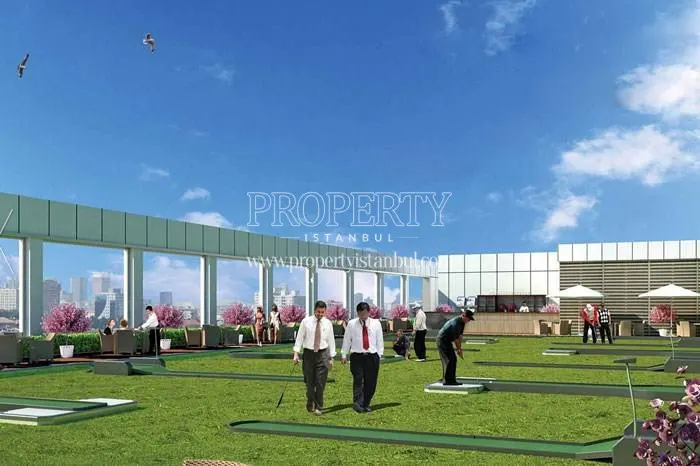 The golf field on the roof of the Papirus Plaza building