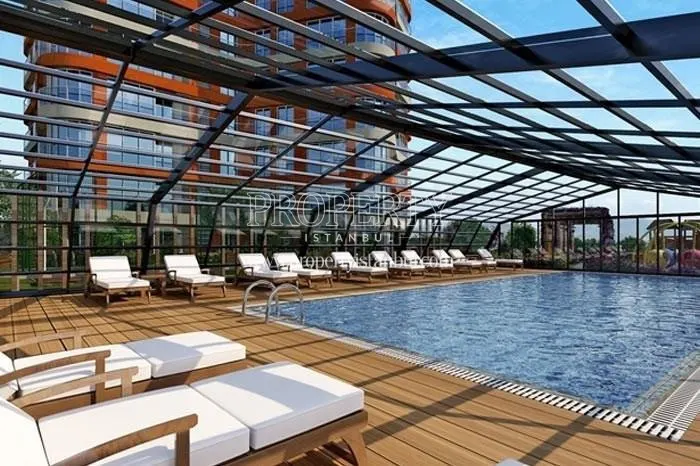 The swimming pool in Park 34