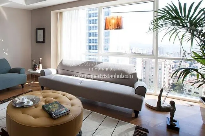 The living room with the city view in Park Residences Cadde