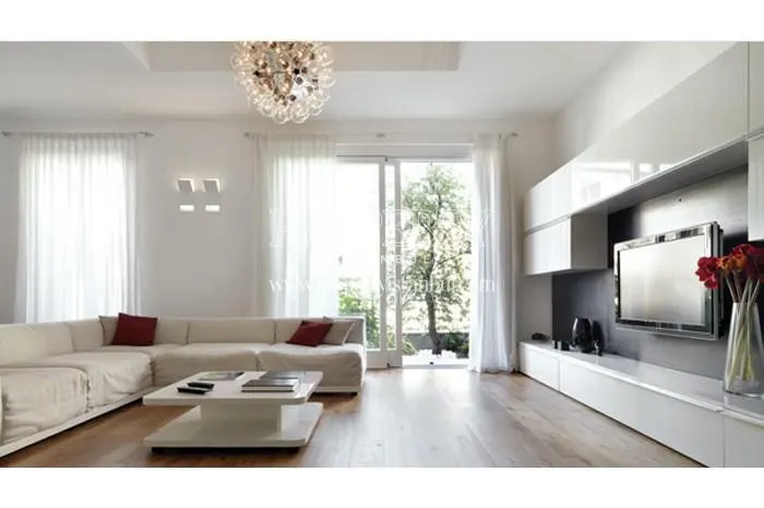 White living room in one of the Pendik Prestij Park apartments