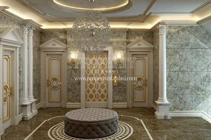The corridor of the flat in Pergamon Koskleri