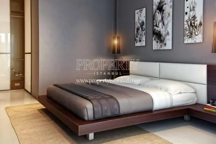 One of the master bedrooms in Pirlanta Goztepe