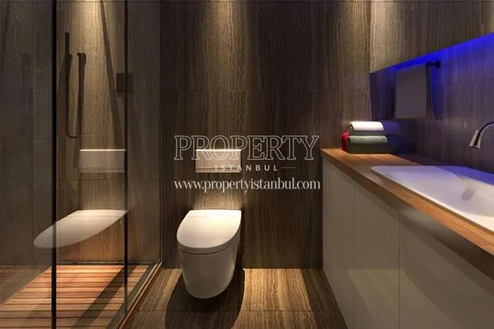 One of the bathrooms in Plus Life Kozyatagi