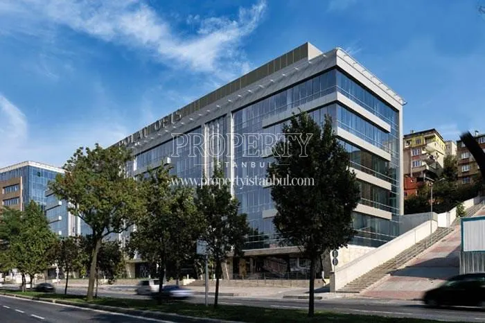Polat Ofis from the corner