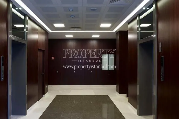 Polat Ofis corridors