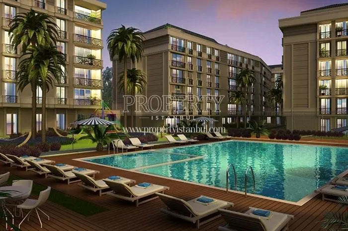 Outdoor swimming pool in Port Life Tuzla