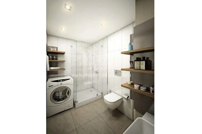 One of the bathrooms in Rami 1056