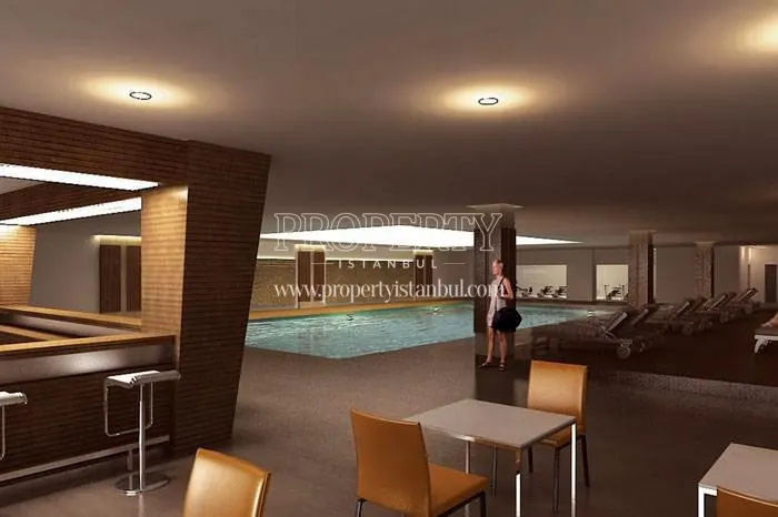 The indoor swimming pool in Real Istanbul Residence