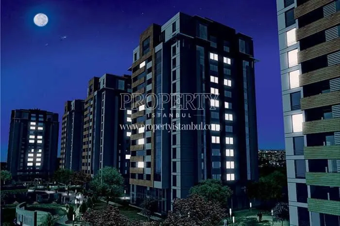 Real Istanbul Residence blocks in the moonlight