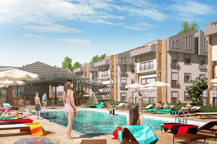 Outdoor swimming pool in Real Life Konaklari