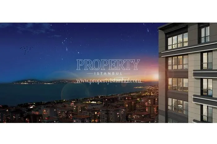 The sea view from Referans Kartal Kordonboyu at night
