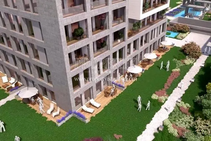 The garden in front of the Royal Garden Kartal tower