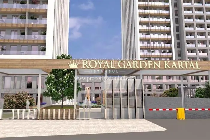 Royal Garden Kartal compound gate