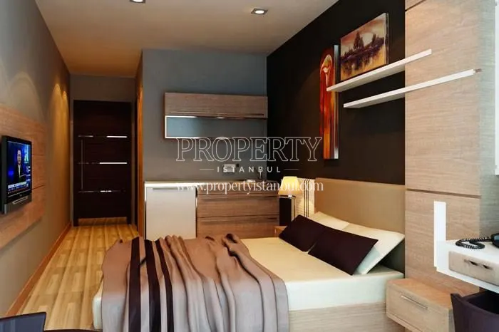 Small master bedroom in Saloon Residence