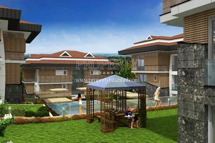 The inside of the Sariyer Konaklari Erguvan compound