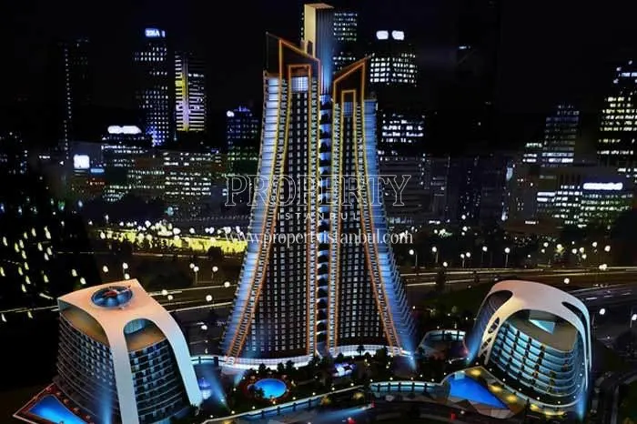 Sarphan Finans Park compound at night