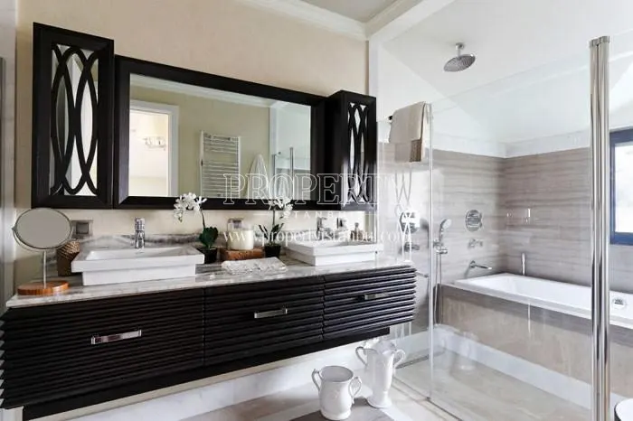 One of the bathrooms in Sehrizar Konaklari