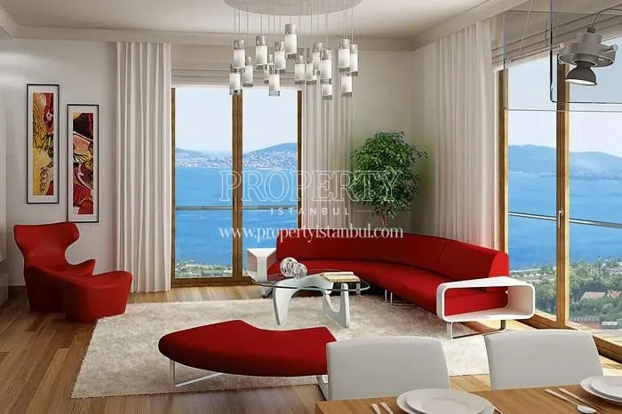A living room with a sea view in Seyr-i Adalar