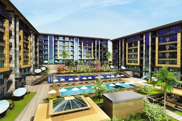 The outdoor swimming pool of Silviya Konaklari