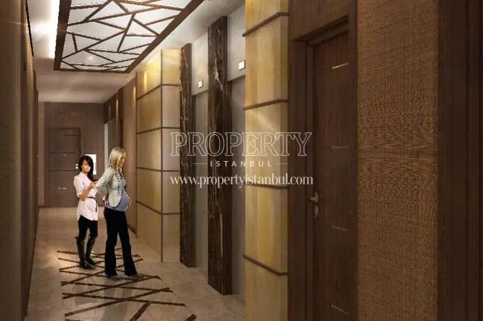 The women walking to the elevator in the Sky Blue Istanbul building