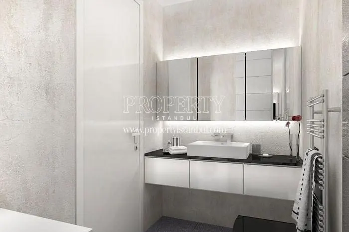 Small white bathroom in Studyo 24