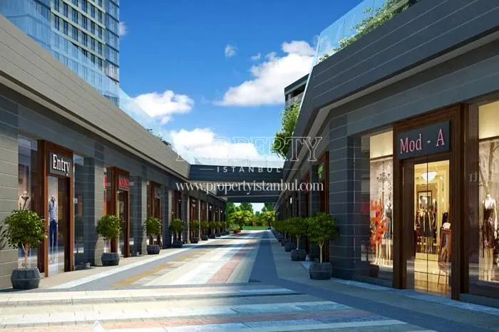 The shopping center in Sur Yapi Corridor