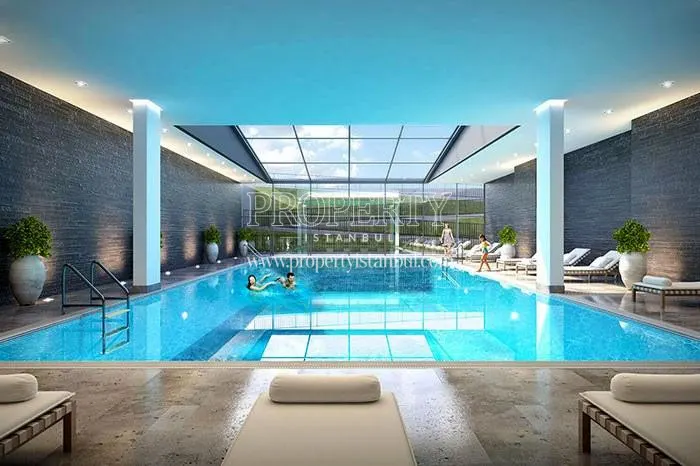 The indoor swimming pool in Sur Yapi Golbahce Evleri
