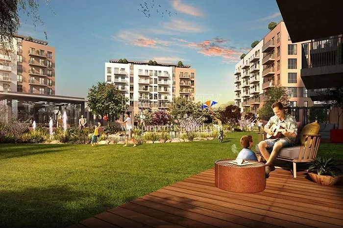 Sur Yapi Golbahce Evleri residents in the garden