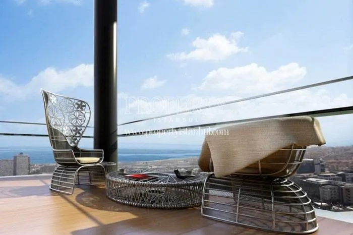 The balcony with the sea view in Terrace Home