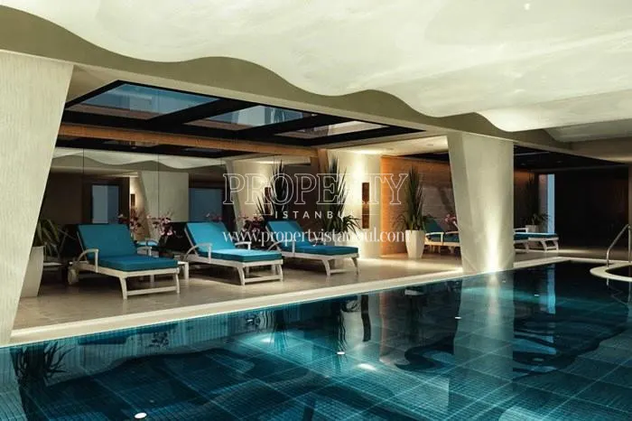 The indoor swimming pool of Terrace Home