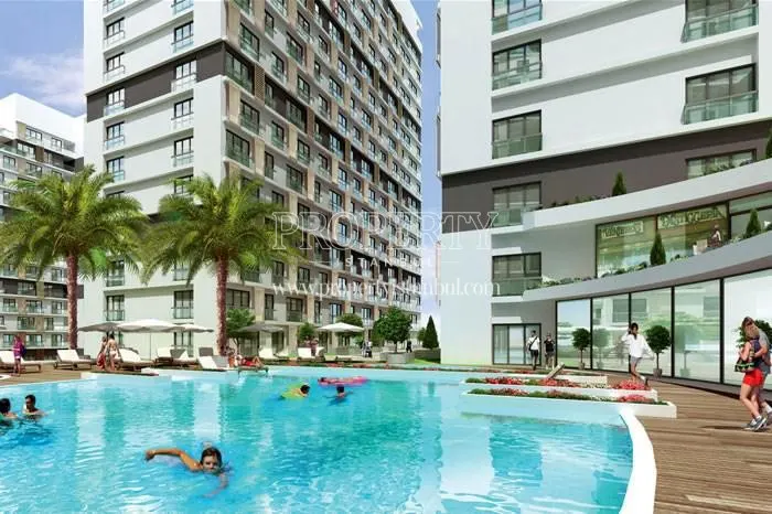 The outdoor swimming pool of Terrace Mix