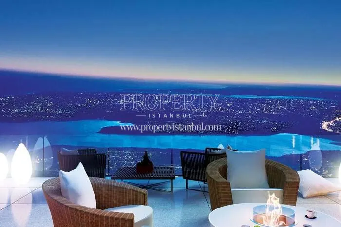 The lake and city view from Terrace Tema