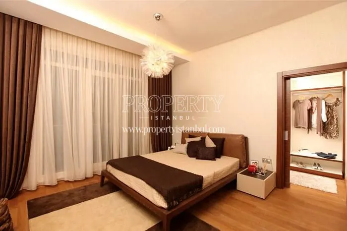 One of the master bedrooms in The Istanbul Veliefendi