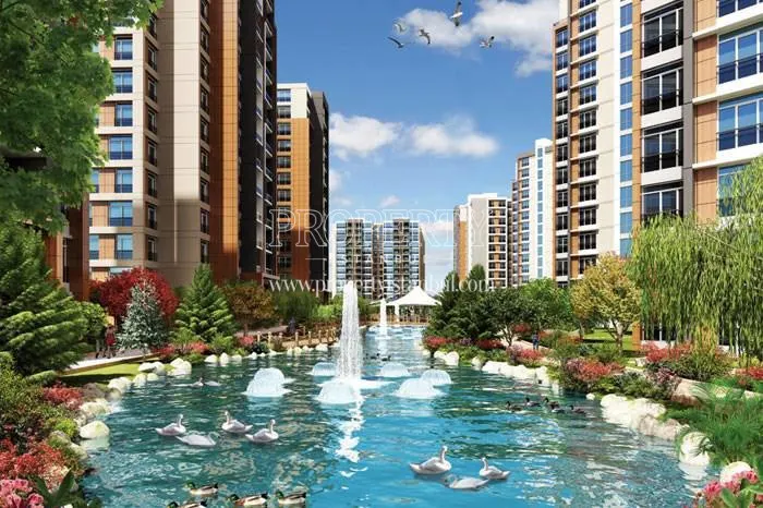 Artificial lake in The Istanbul Veliefendi
