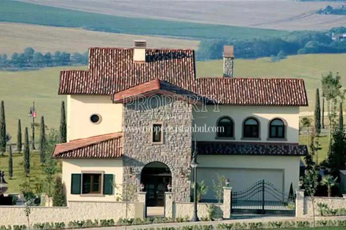 One of the villas in Toskana Vadisi