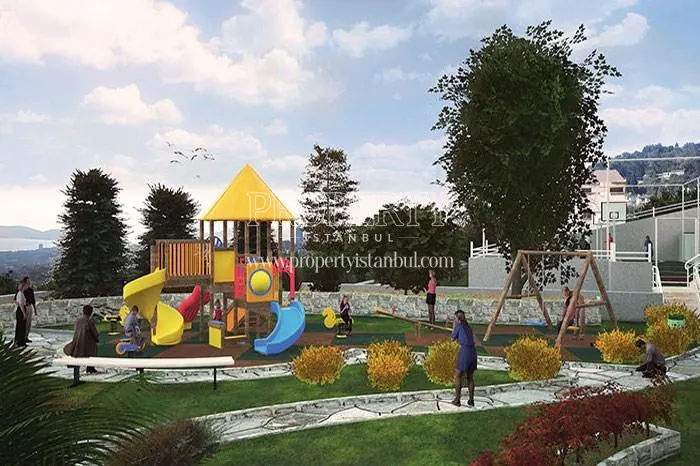 Kids' playground in Twinstar Yakacik