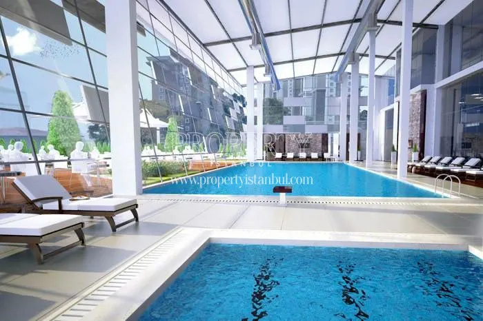 Indoor swimming pool in Vaditepe Bahcesehir compound