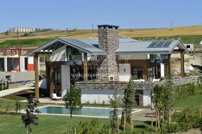 One of the villas in Valle Lacus