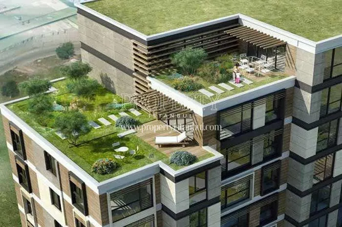 The verdant garden on Ve Gunesli building's roof