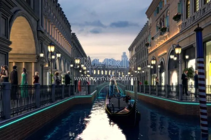 The canal in Venedik Saraylari project