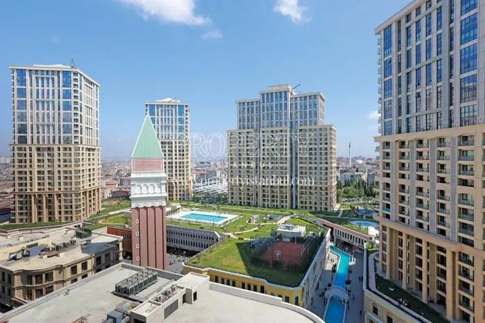 Venezia Mega Konutlari compound