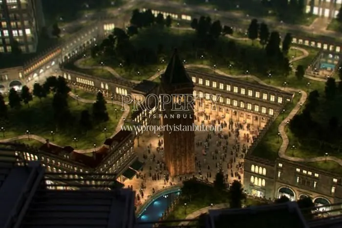 The tower in the middle of ViaPort Venezia compound