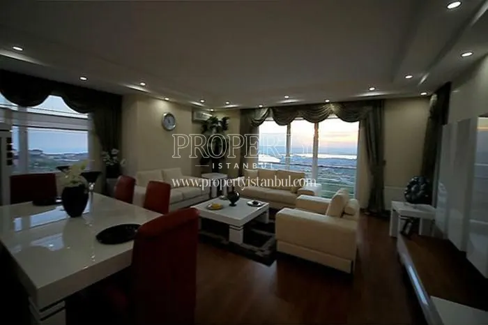 One of the living rooms in Vista Residenza 4