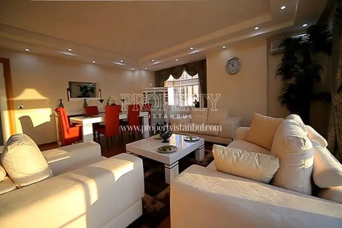 One of the living rooms in Vista Residenza 4