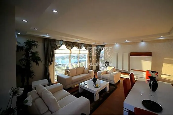 One of the living rooms in Vista Residenza 4