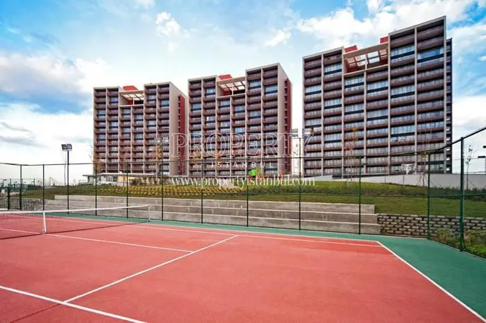 Tennis court in West Blocks
