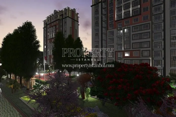 Verdant garden in the Yeni Istanbul Evleri compound