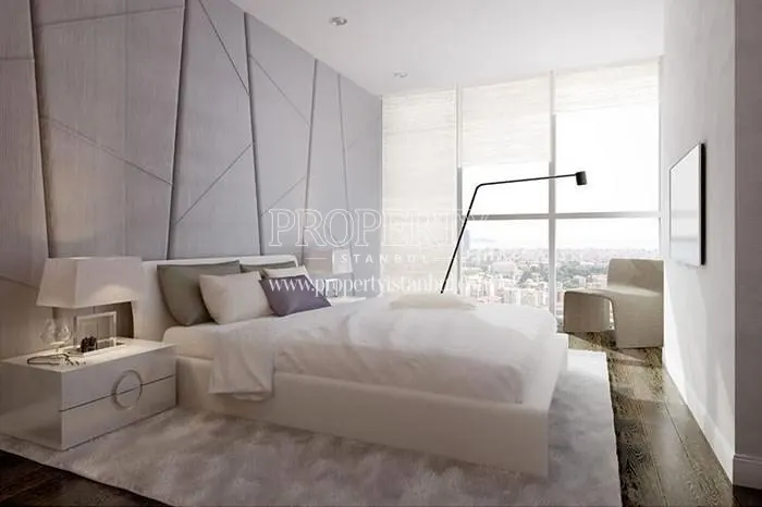 White master bedroom in Yenitepe Kadikoy